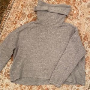 COZY grey loose turtleneck cropped sweater